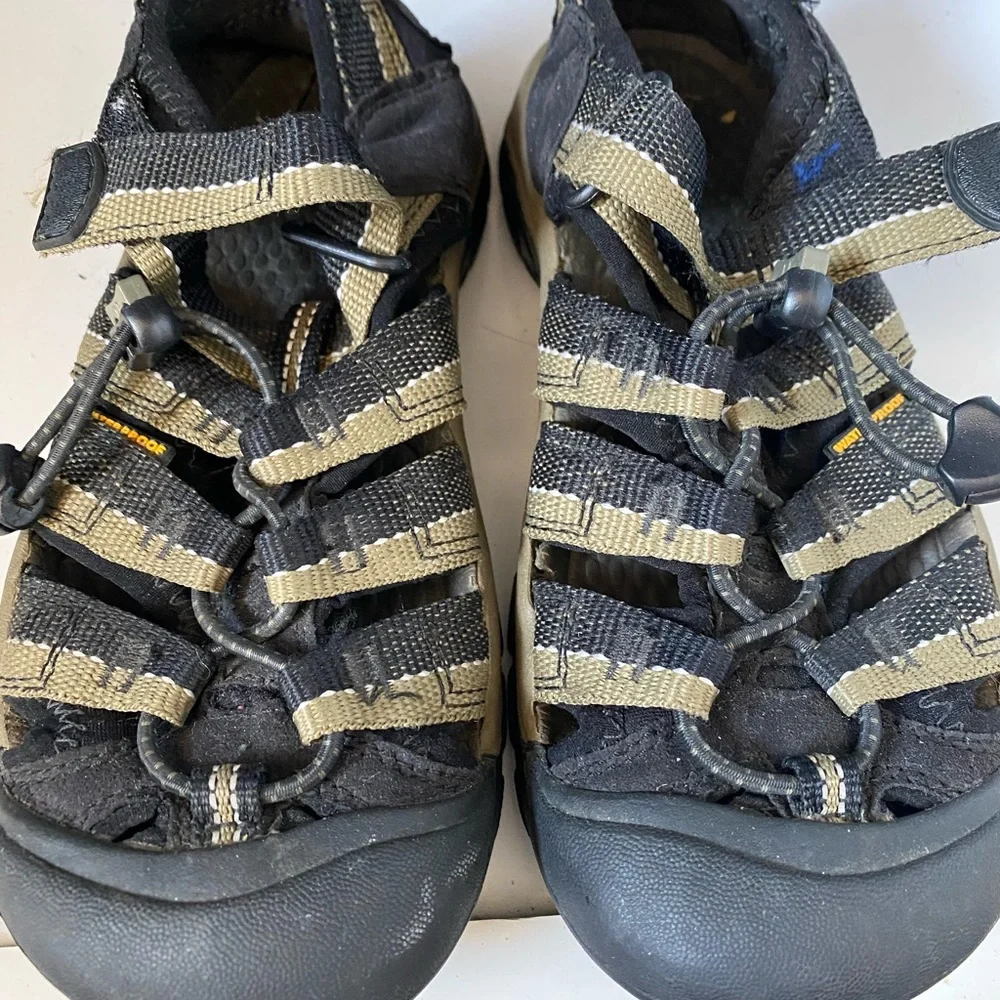 - Keen sandals